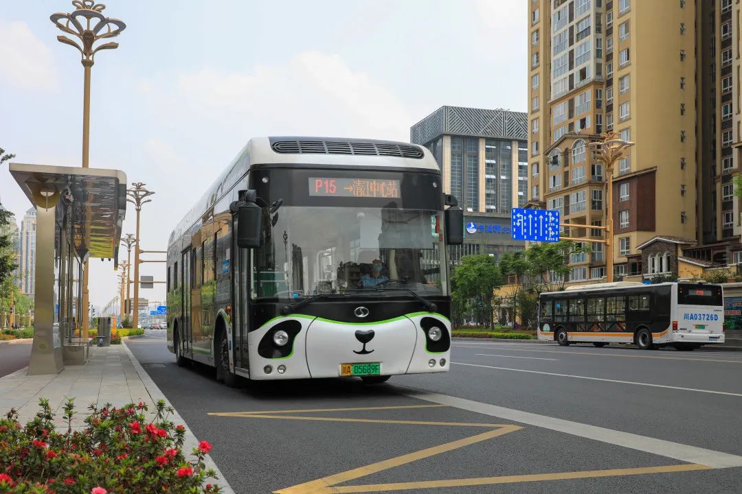 “绿色氢都”重点项目建设正酣，郫都区加快推进氢能产业建圈强链