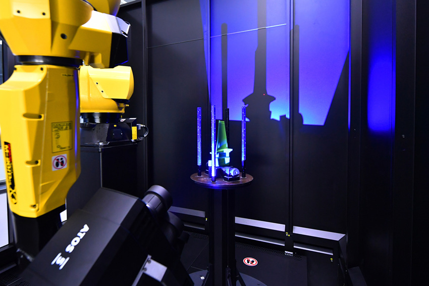 国内首个燃机智慧制造基地高温透平叶片精铸数字化产线。刘岗供图