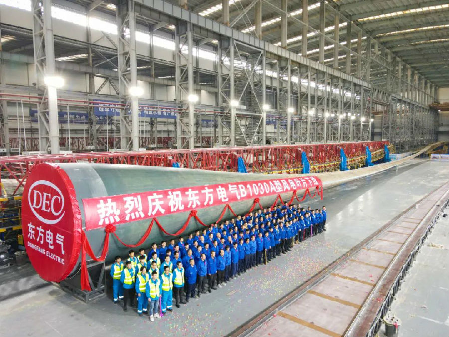 LETOU电气自主研制的亚洲单机容量最大风电机组下线